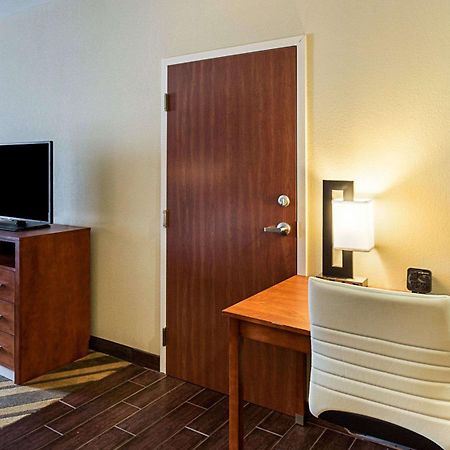 Comfort Suites Near Tanger Outlet Mall Gonzales Luaran gambar