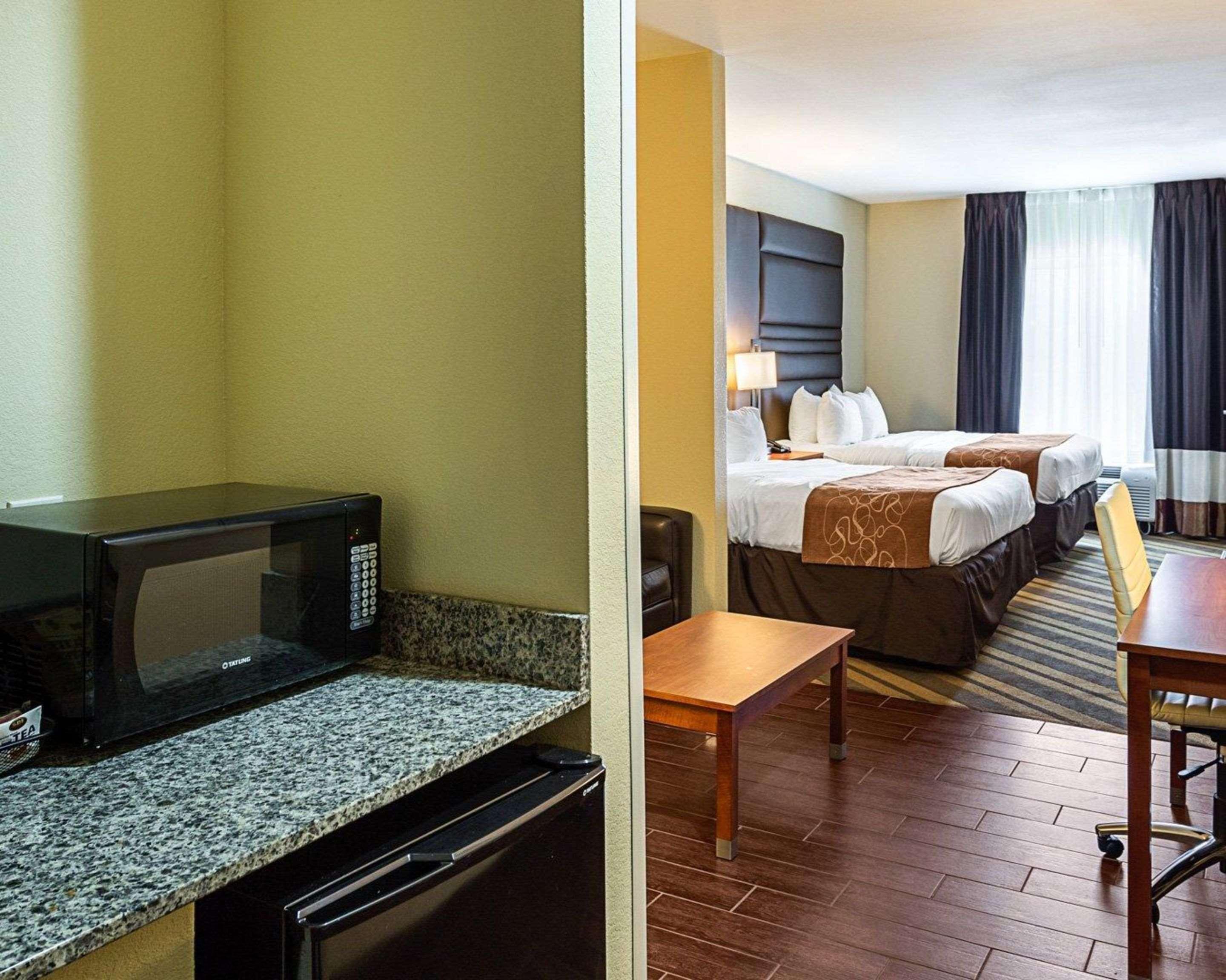 Comfort Suites Near Tanger Outlet Mall Gonzales Luaran gambar