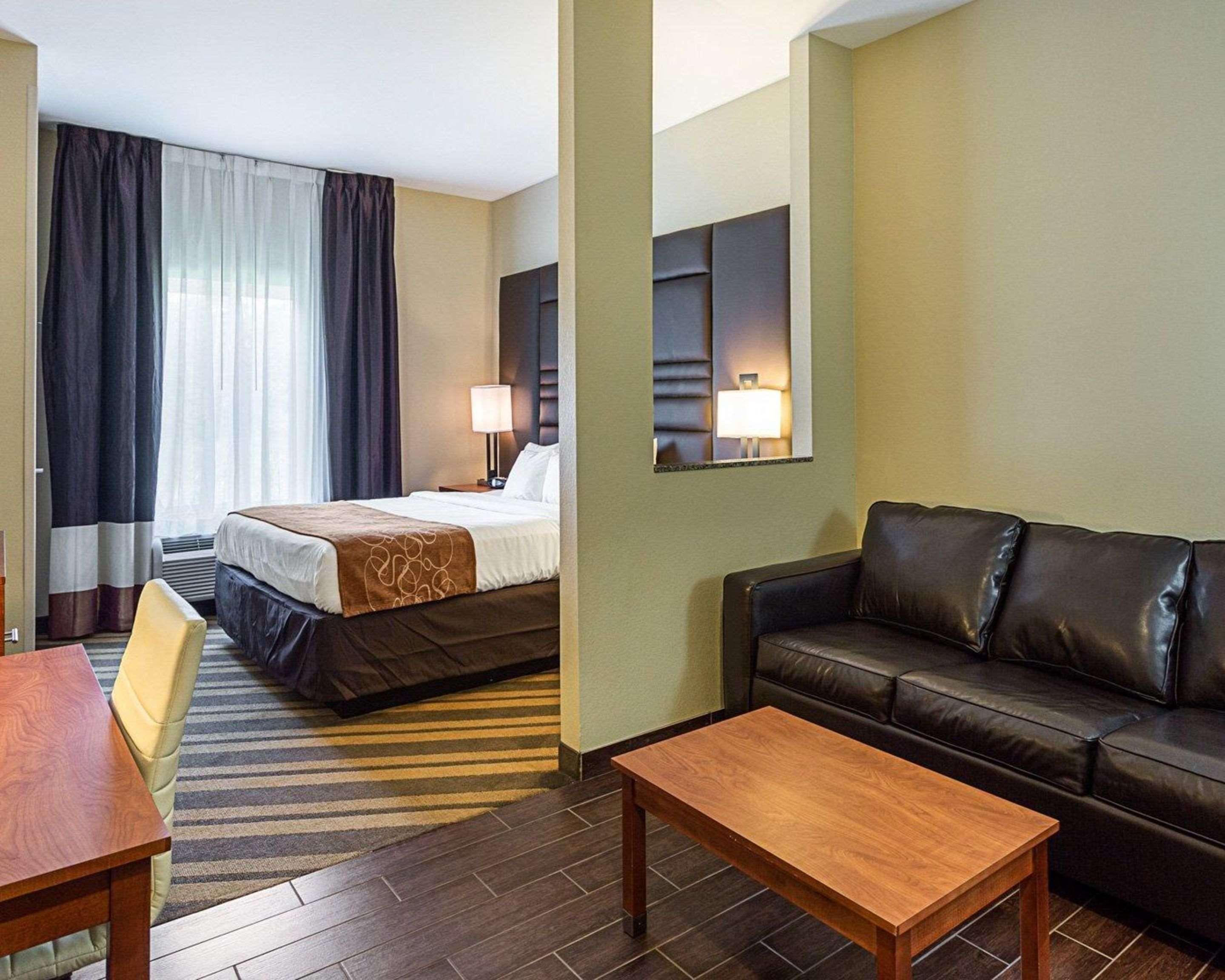 Comfort Suites Near Tanger Outlet Mall Gonzales Luaran gambar