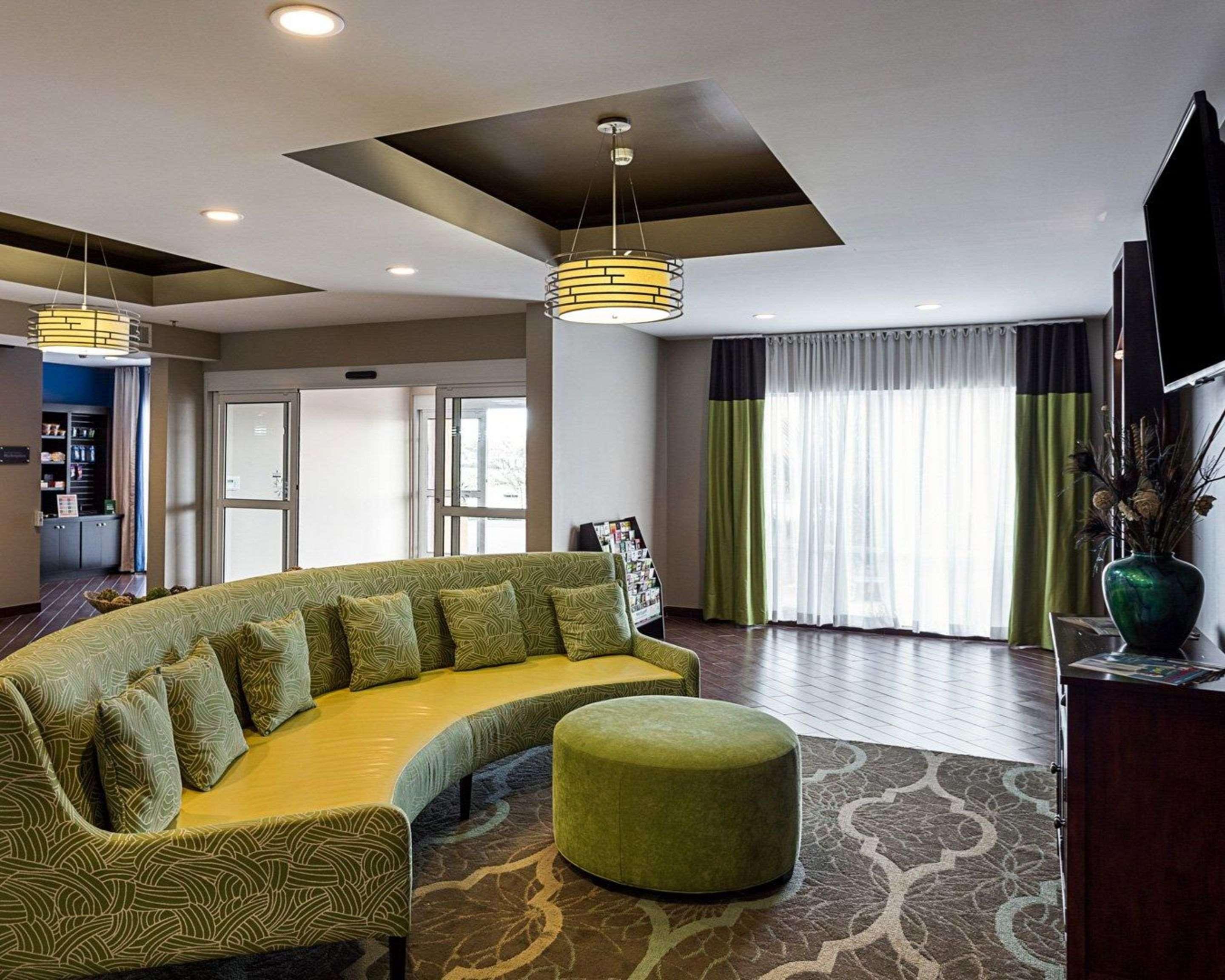 Comfort Suites Near Tanger Outlet Mall Gonzales Luaran gambar