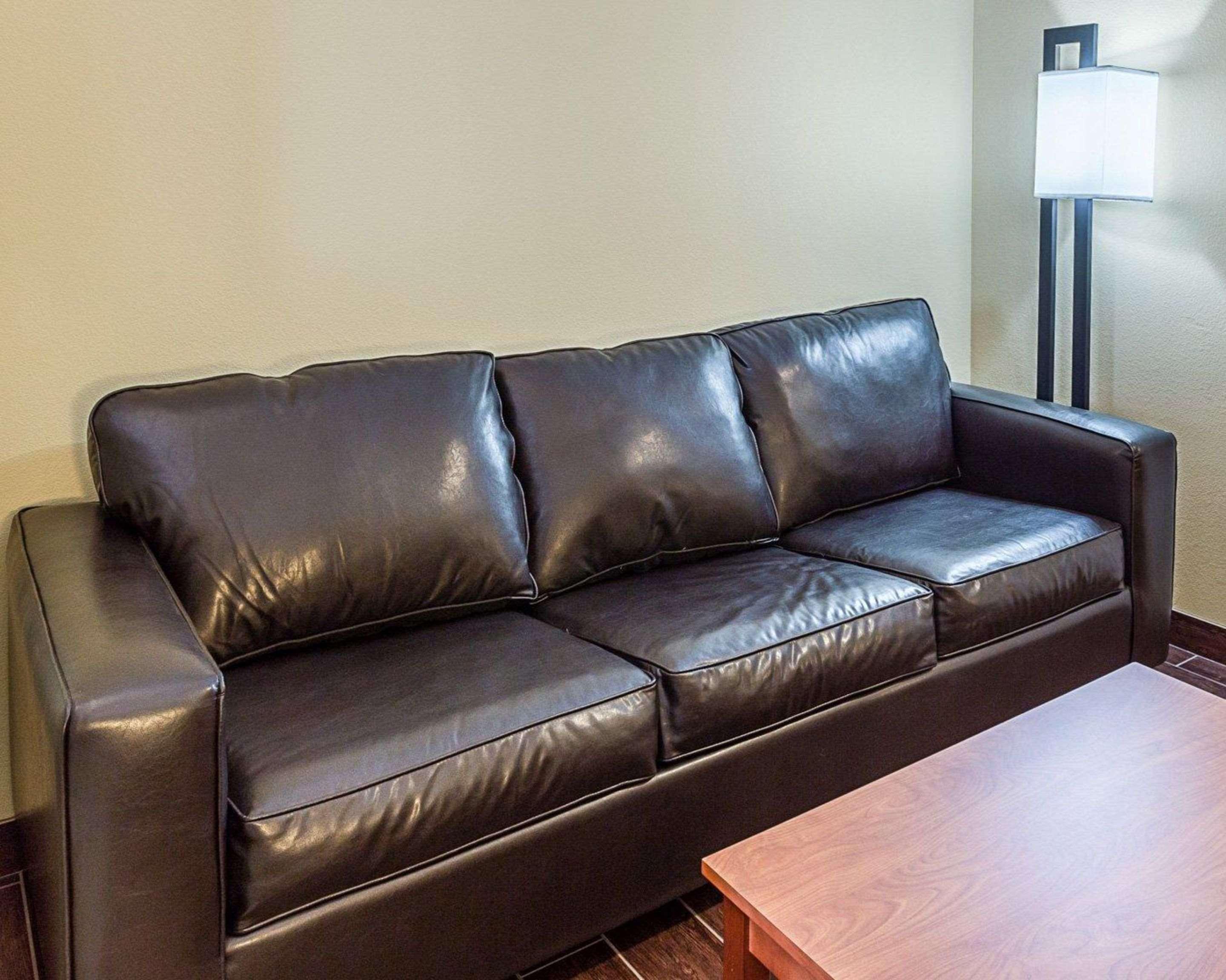 Comfort Suites Near Tanger Outlet Mall Gonzales Luaran gambar