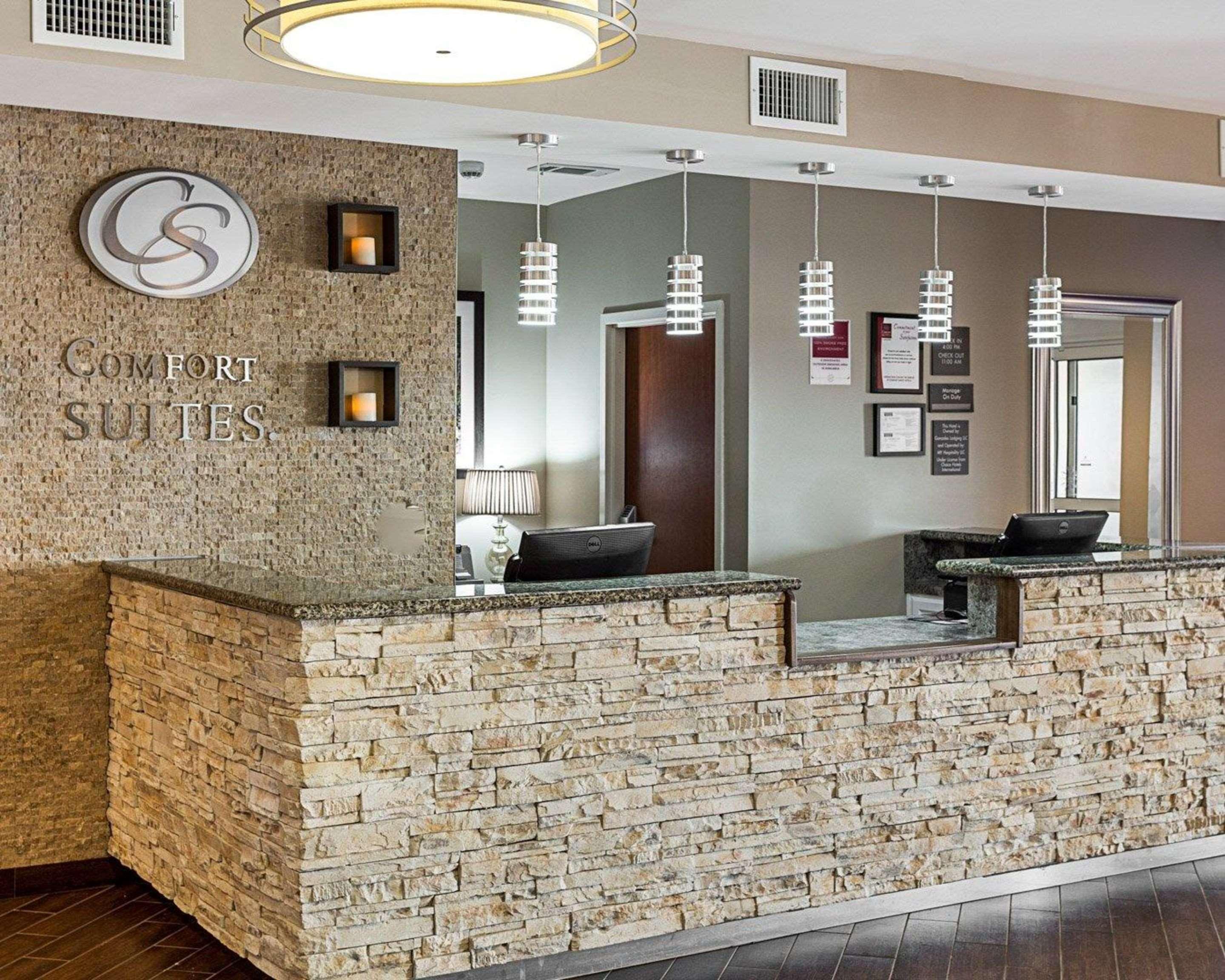 Comfort Suites Near Tanger Outlet Mall Gonzales Luaran gambar