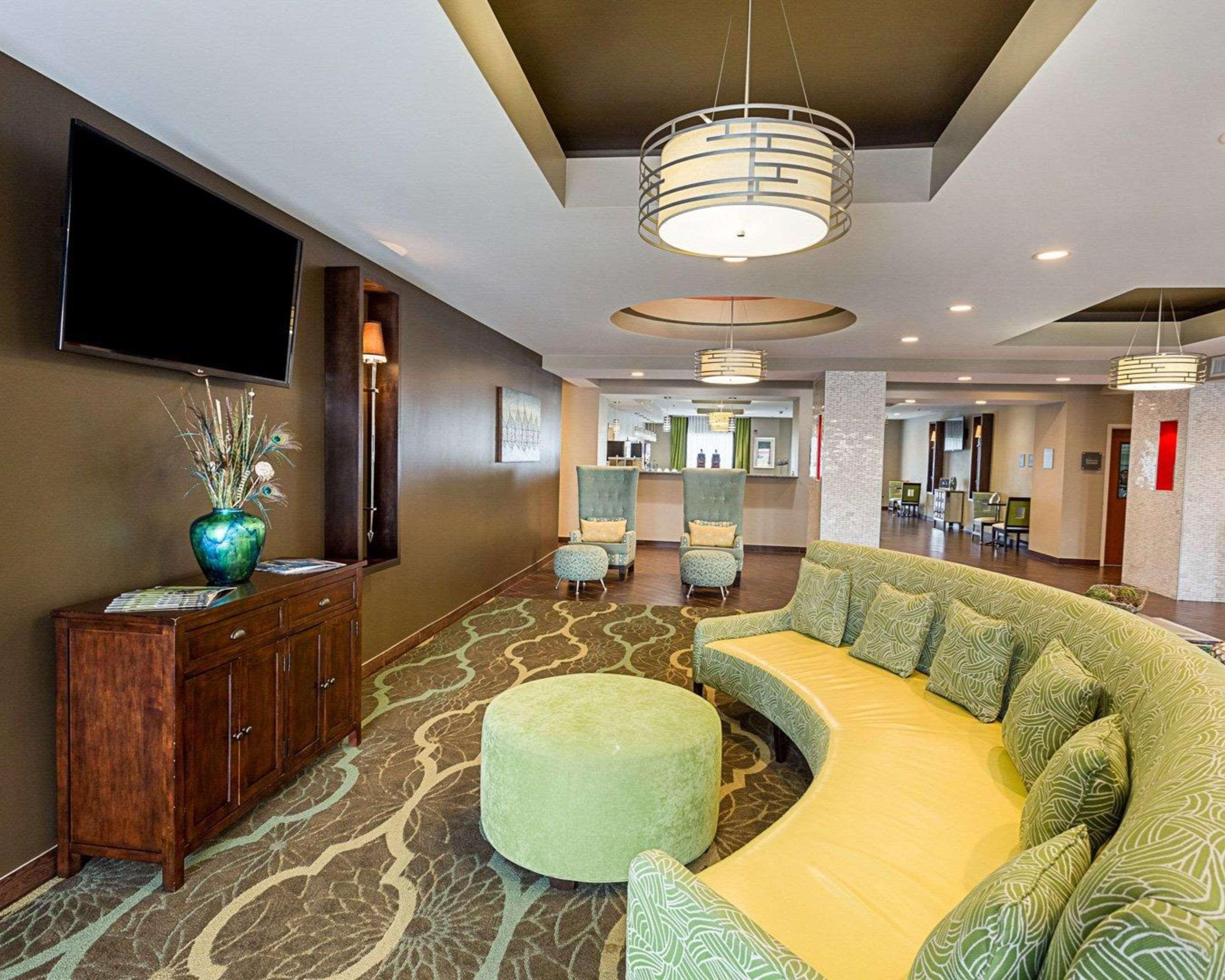 Comfort Suites Near Tanger Outlet Mall Gonzales Luaran gambar