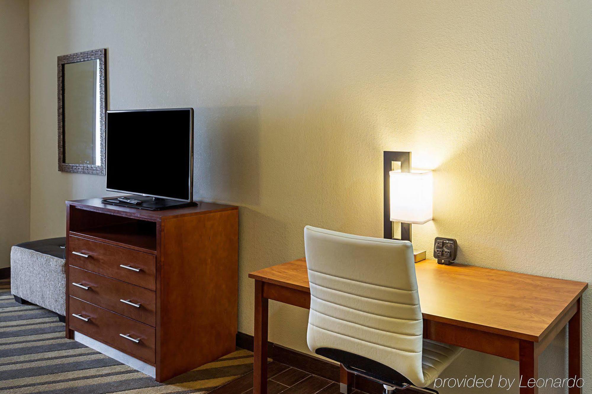 Comfort Suites Near Tanger Outlet Mall Gonzales Luaran gambar